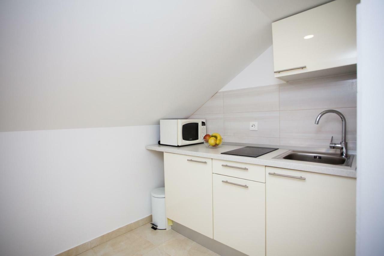 Apartment Bilo オミシュ エクステリア 写真